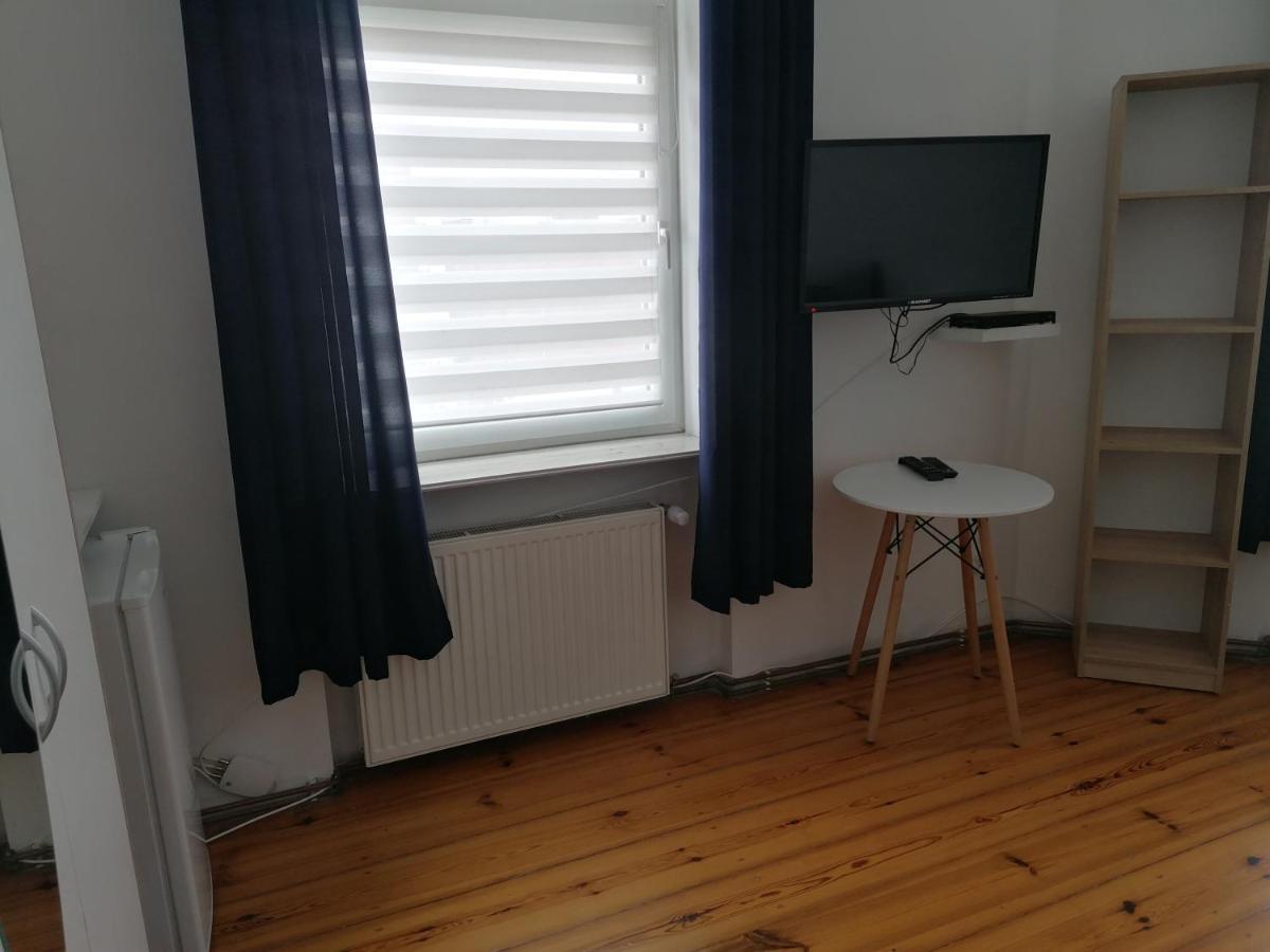 Hostel Tulip - Pokoj 5 Ze Wspolna Lazienka I Kuchnia Szczecin Luaran gambar